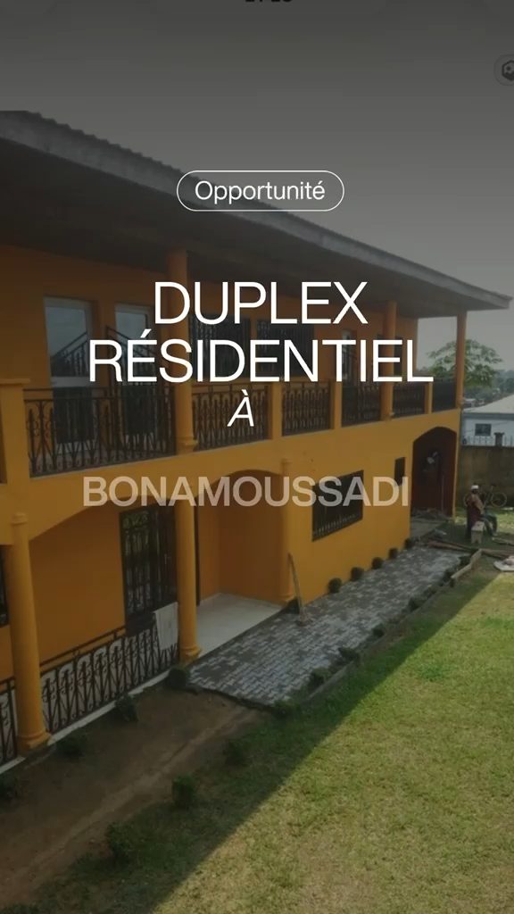 Duplex sur terrain clôturé à Bonamoussadi, Bonamoussadi
