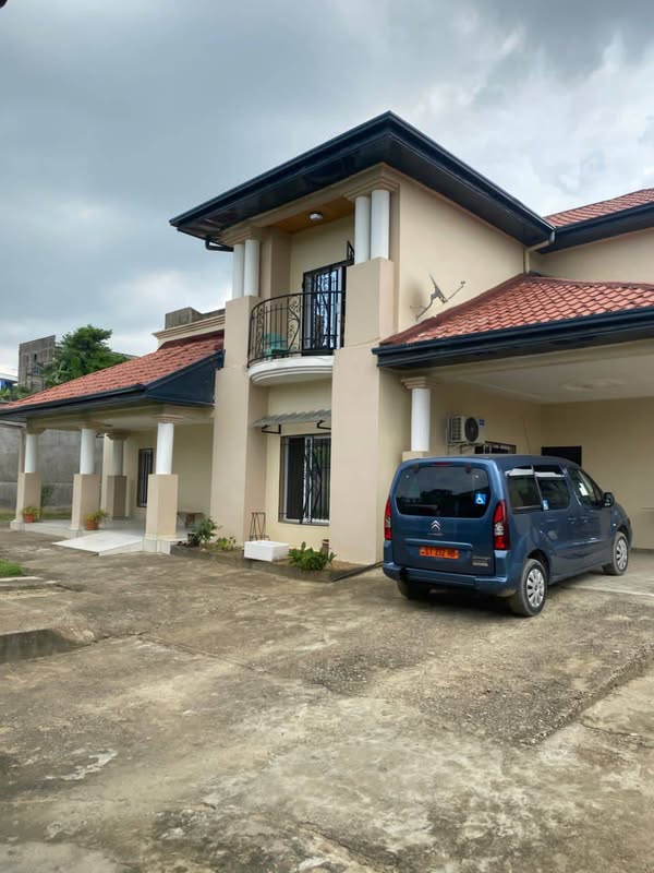 TRIPLEX A VENDRE, Japoma